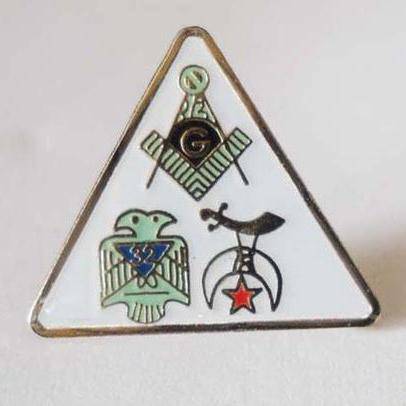 32nd Degree Blue Lodge, Scottish Rite, Shriners Lapel Pin - Triangle Shaped - Bricks Masons