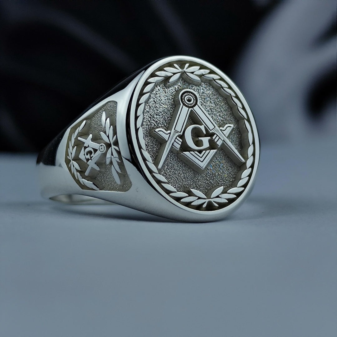 Master Mason Blue Lodge Ring - Engraved Square & Compass G Various Materials - Bricks Masons