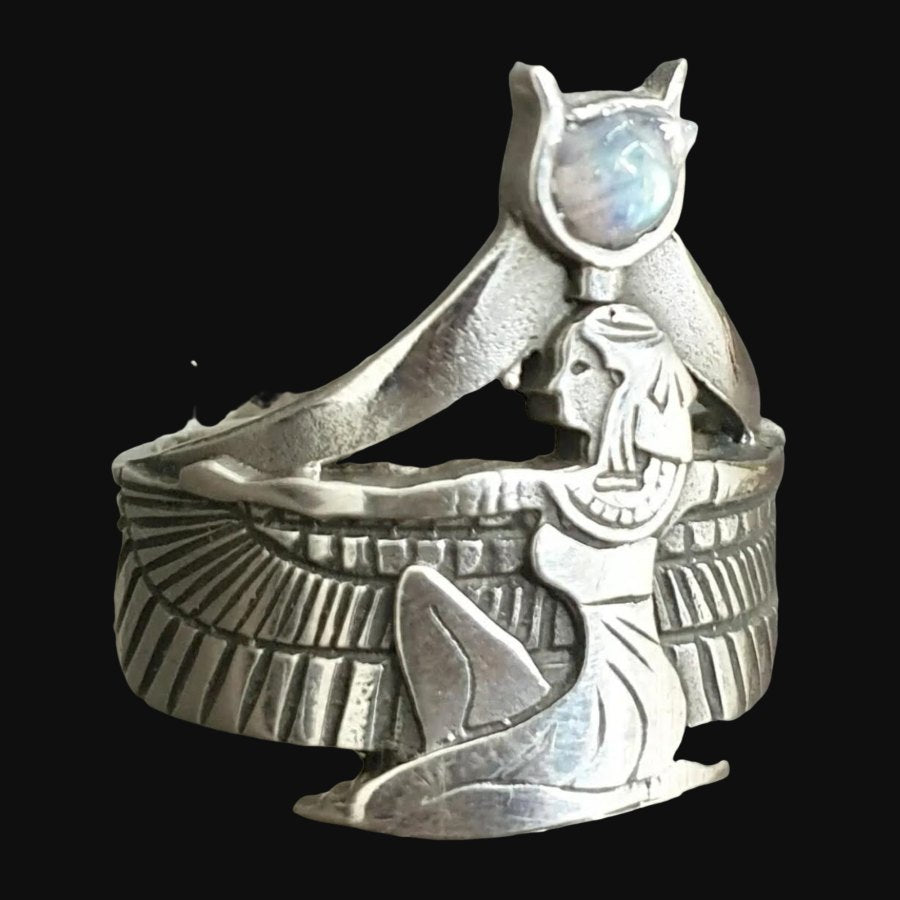 Egyptian Ring Goddess Isis In Silver 2 X 1.5 Cm 10 Gr Art 1097 - Bricks Masons