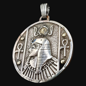 Egyptian Pharaoh Medal in Silver and Gold 5 x 4 cm 11 g Art 676 - Bricks Masons