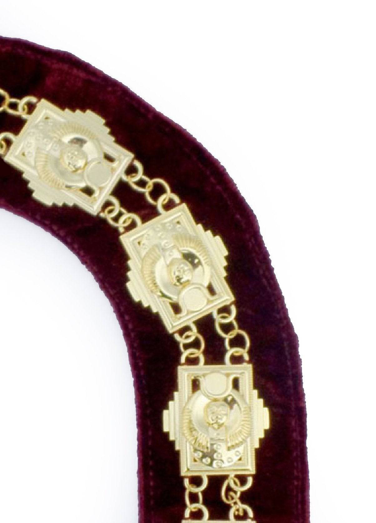 Daughters of Sphinx Chain Collar - Sphinx Head Gold Plated - Bricks Masons