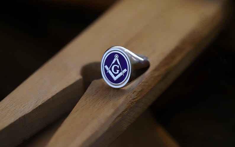 Master Mason Blue Lodge Ring - Solid Gold & Blue Enamel - Bricks Masons