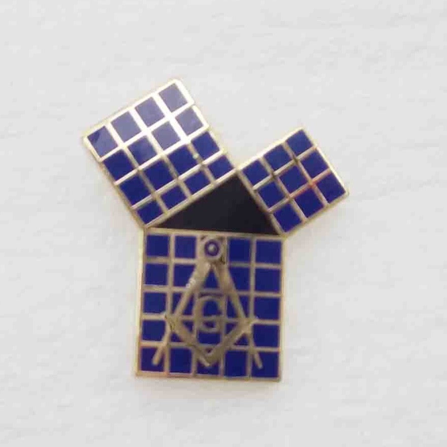 Master Mason Blue Lodge Lapel Pin - Euclid's 47th - Bricks Masons